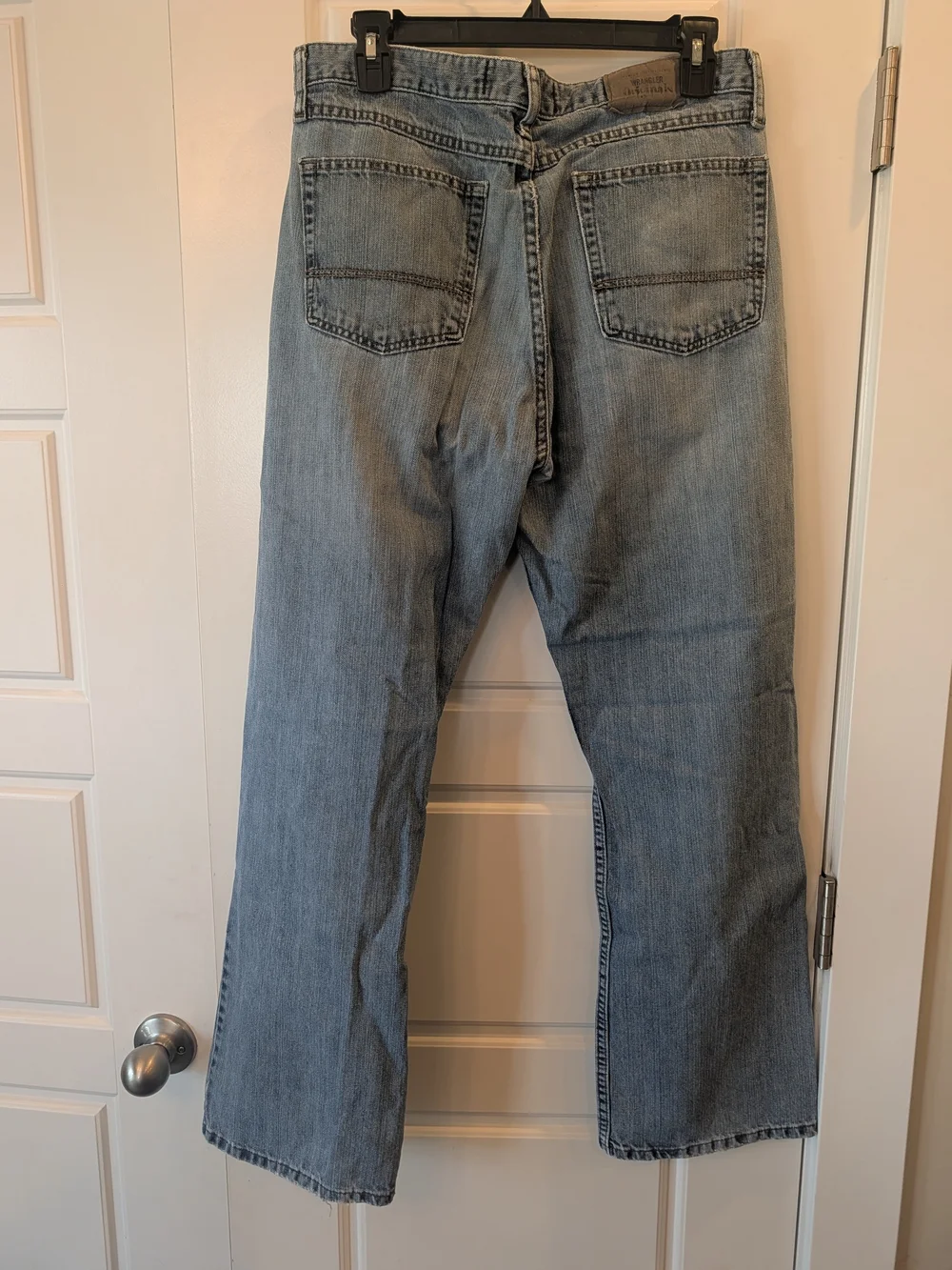 Wrangler Light Blue Relaxed Bootcut Men’s Jeans